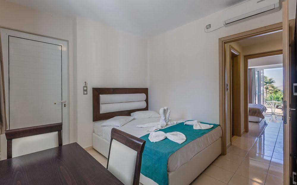 Cavo D' Oro Hotel Marmari  Ngoại thất bức ảnh